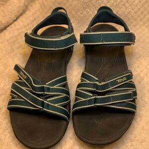 Teva Women's Green 6.5